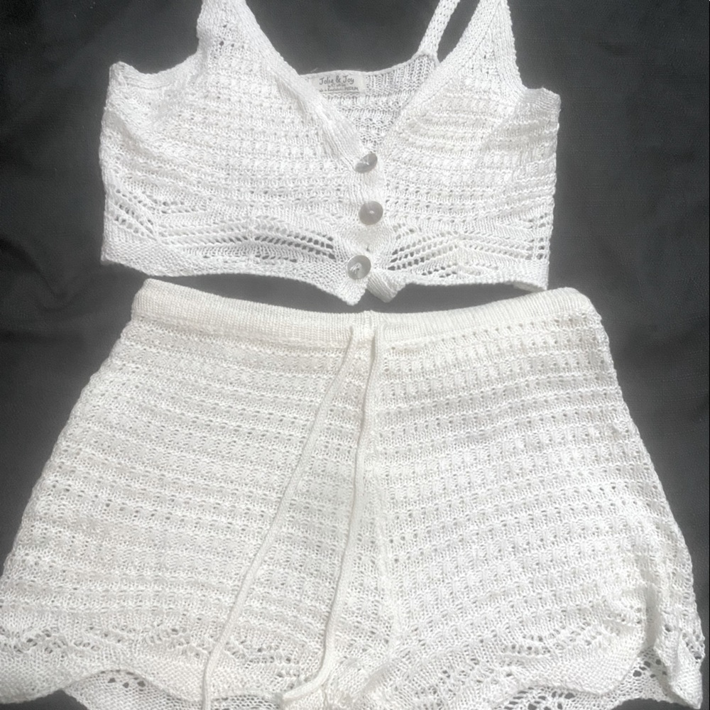 Julie and Joy beach set white